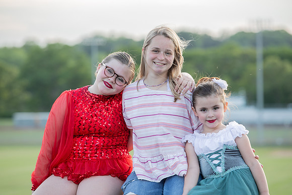 sisters202000358