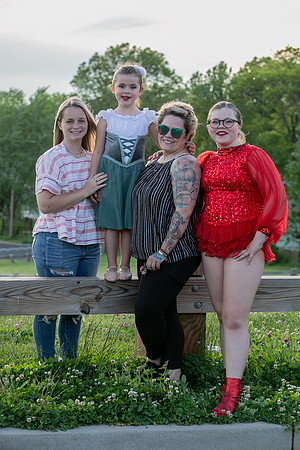 sisters202000379