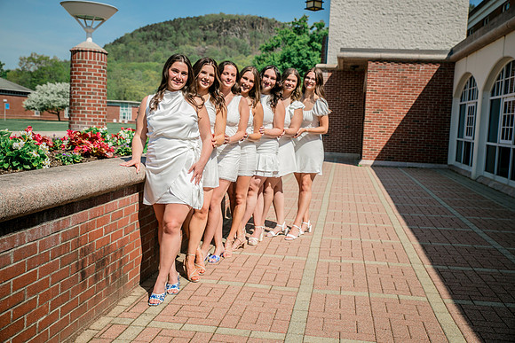 2025quinnipiacgrads-146