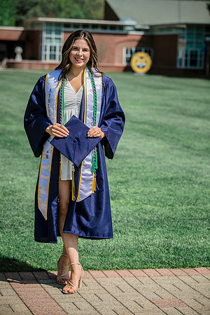 2025quinnipiacgrads-241