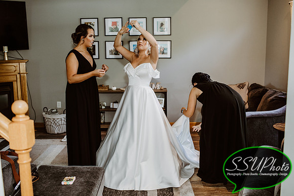 GettingReady-368