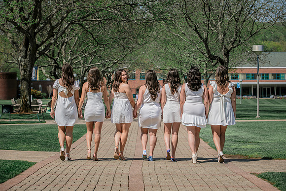 2025quinnipiacgrads-173