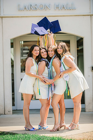 2025quinnipiacgrads-440