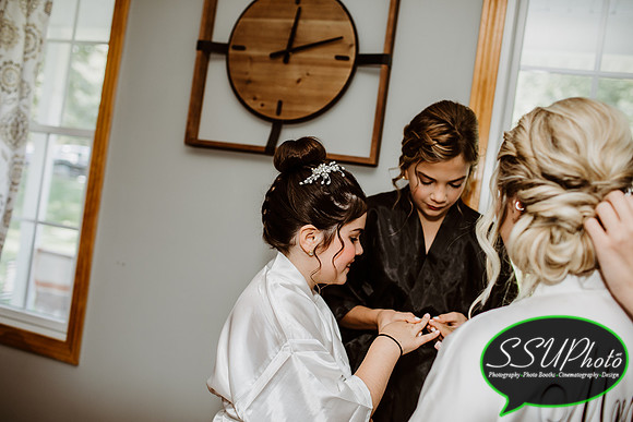 GettingReady-208