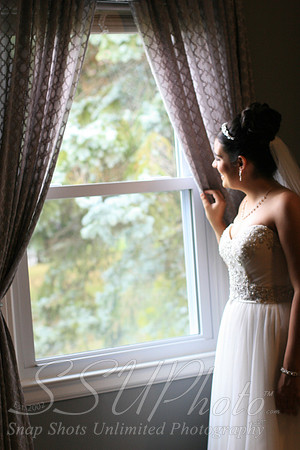 0241GettingReadyWedding