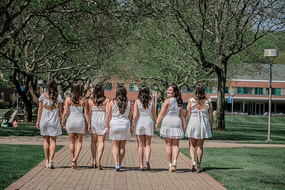 2025quinnipiacgrads-185