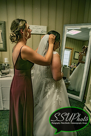 GettingReady-460