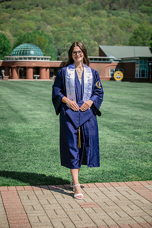 2025quinnipiacgrads-259