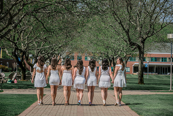 2025quinnipiacgrads-190