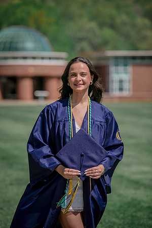 2025quinnipiacgrads-385