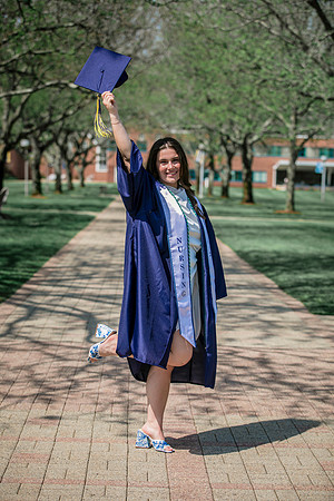 2025quinnipiacgrads-324