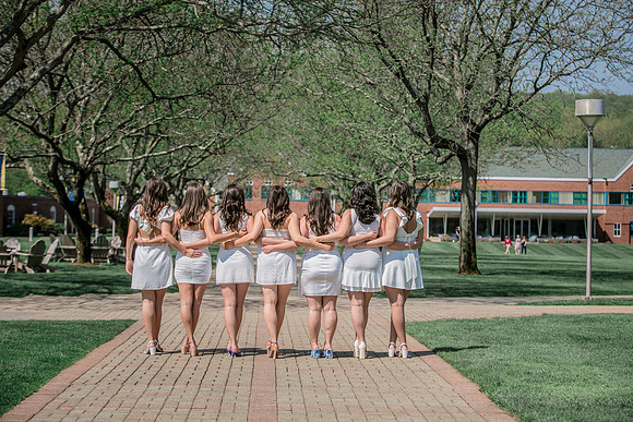2025quinnipiacgrads-210