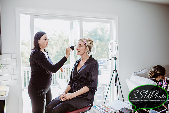 GettingReady-36