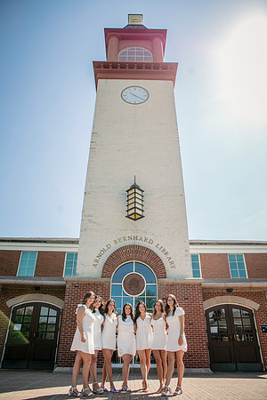 2025quinnipiacgrads-132