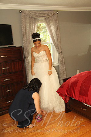 0245GettingReadyWedding