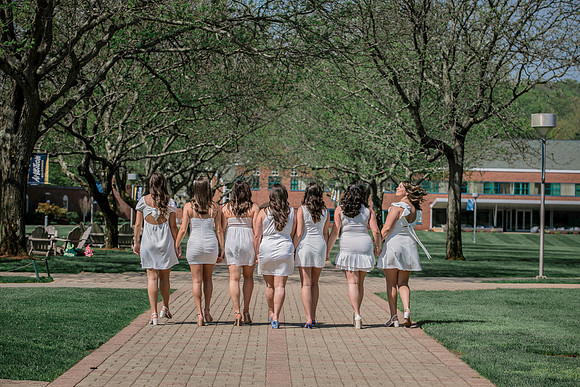 2025quinnipiacgrads-187