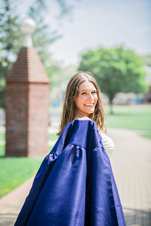 2025quinnipiacgrads-644