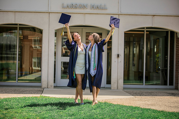 2025quinnipiacgrads-418