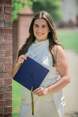 2025quinnipiacgrads-527