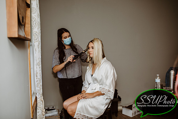 GettingReady-35