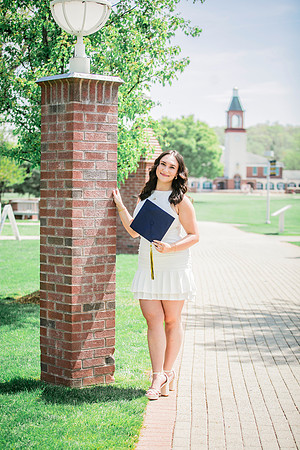 2025quinnipiacgrads-603
