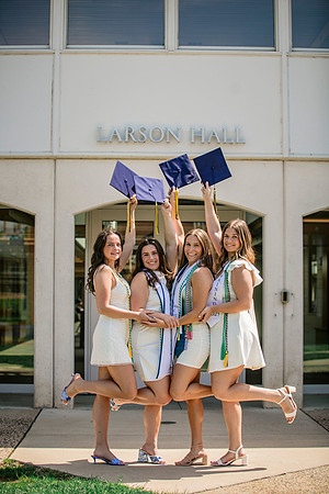 2025quinnipiacgrads-435