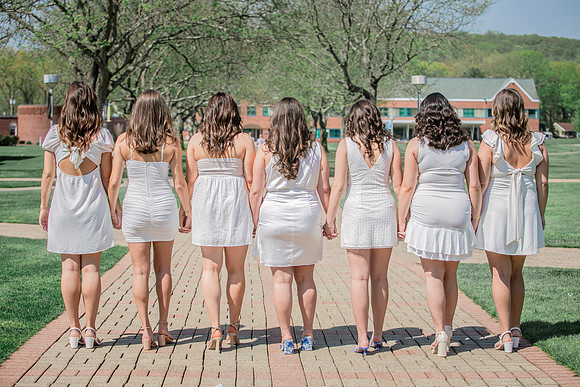2025quinnipiacgrads-162