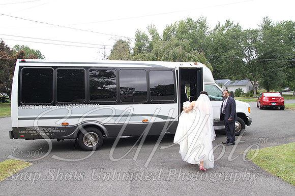 0268GettingReadyWedding