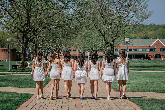 2025quinnipiacgrads-170