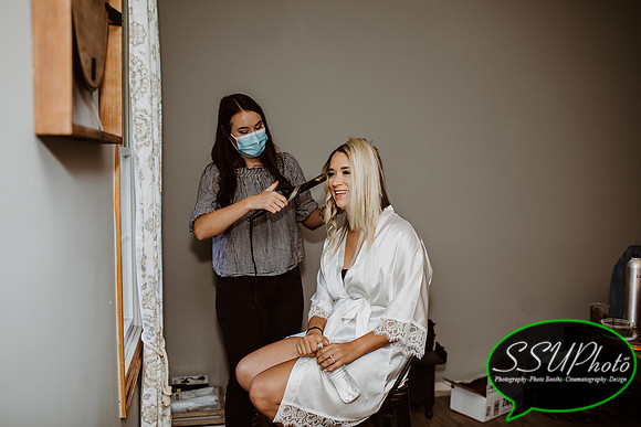 GettingReady-34
