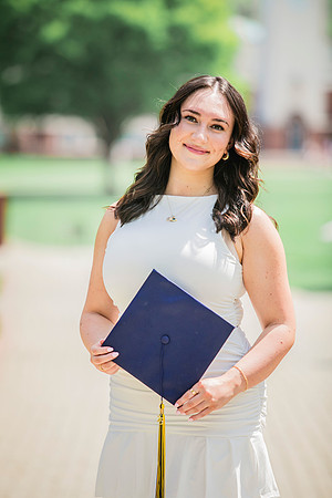 2025quinnipiacgrads-607