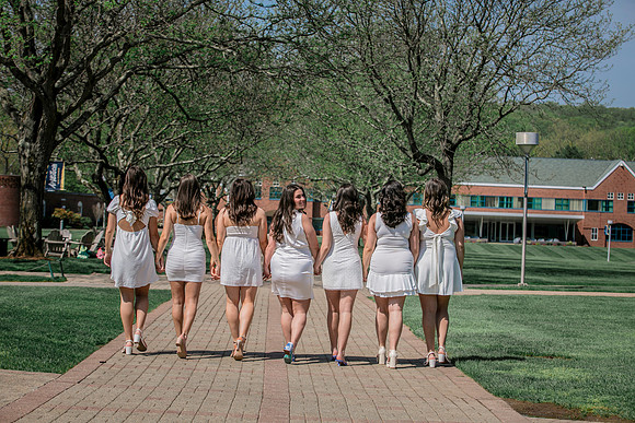 2025quinnipiacgrads-179