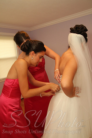 0184GettingReadyWedding
