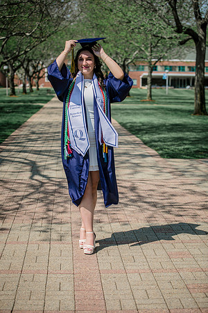 2025quinnipiacgrads-339