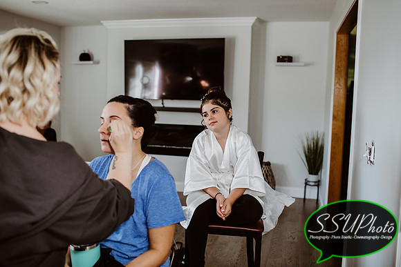 GettingReady-39