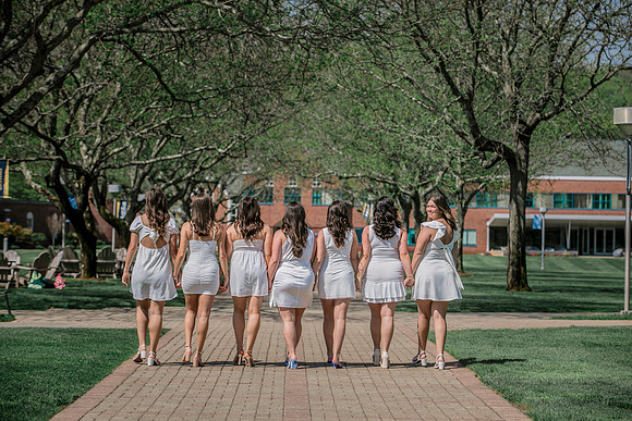 2025quinnipiacgrads-191