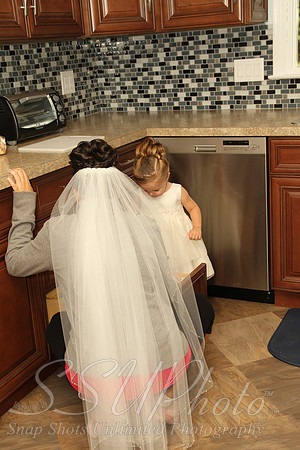 0153GettingReadyWedding