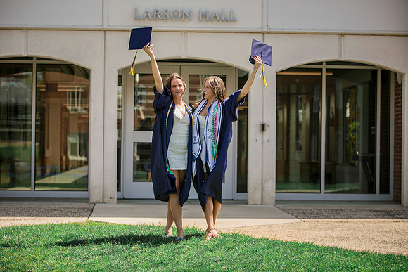2025quinnipiacgrads-419