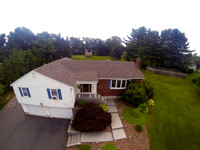 Louparentshouseaerial00003