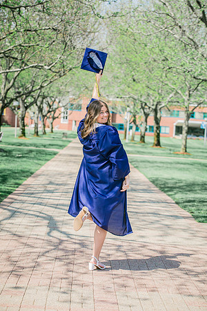 2025quinnipiacgrads-291