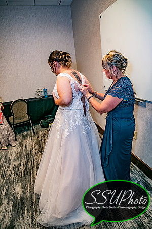 GettingReady-274