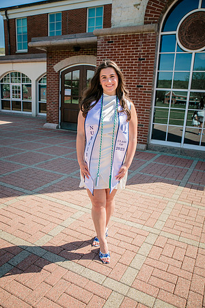2025quinnipiacgrads-38