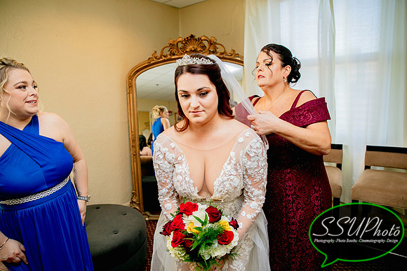 GettingReady-233-2