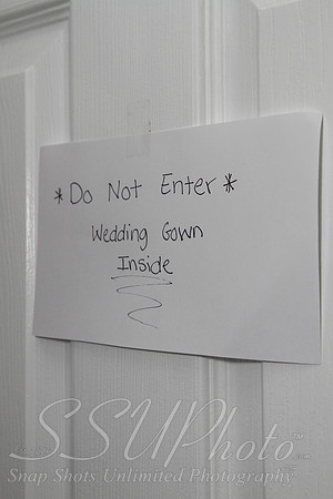 0151GettingReadyWedding