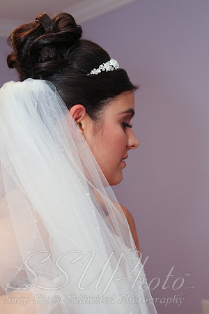 0186GettingReadyWedding