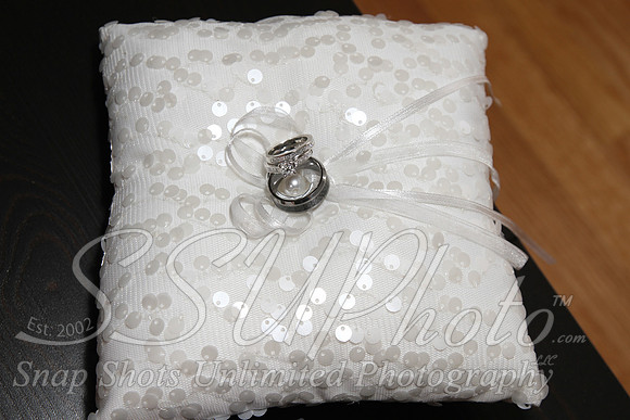 0144GettingReadyWedding