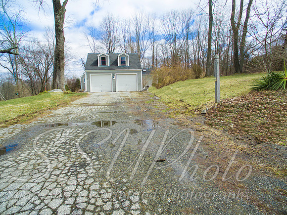 51UptonDrive0001