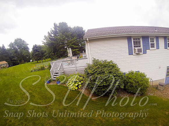 Louparentshouseaerial00048