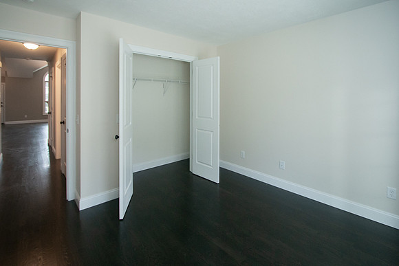 80pinegrove00050