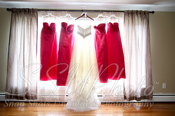 0080GettingReadyWedding